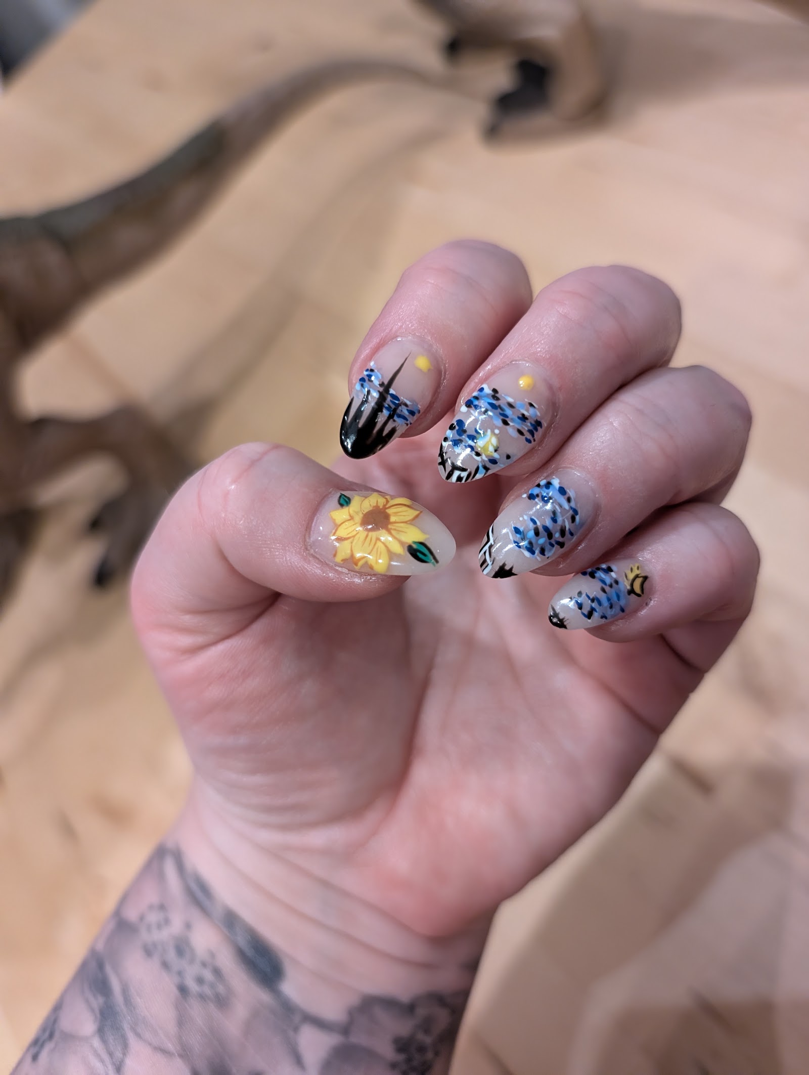 V & N Nails Spa nail photo 7