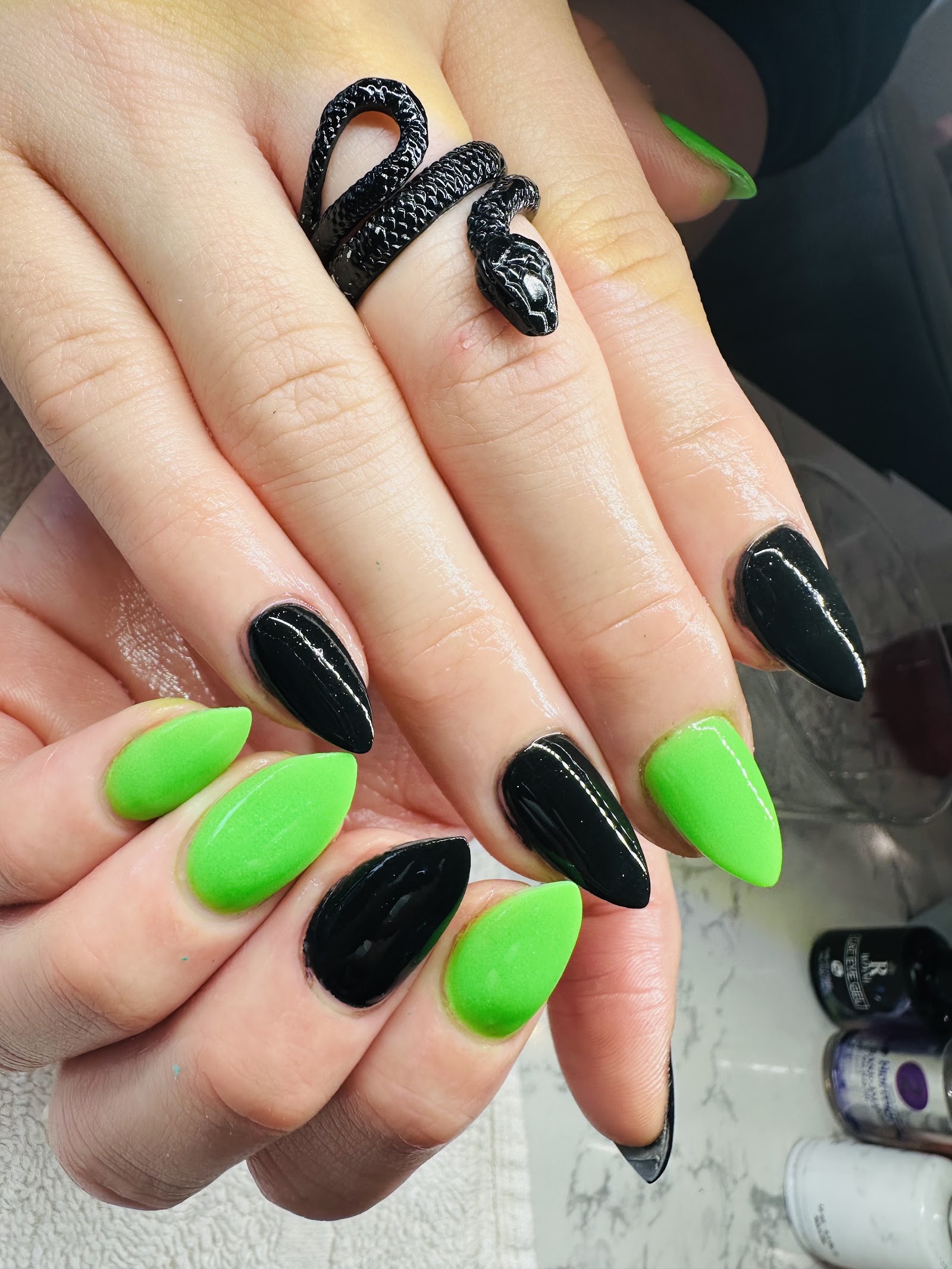 V & N Nails Spa nail photo 8